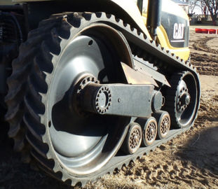 Хорошая цена. Прочные резиновые резины JCB TF18